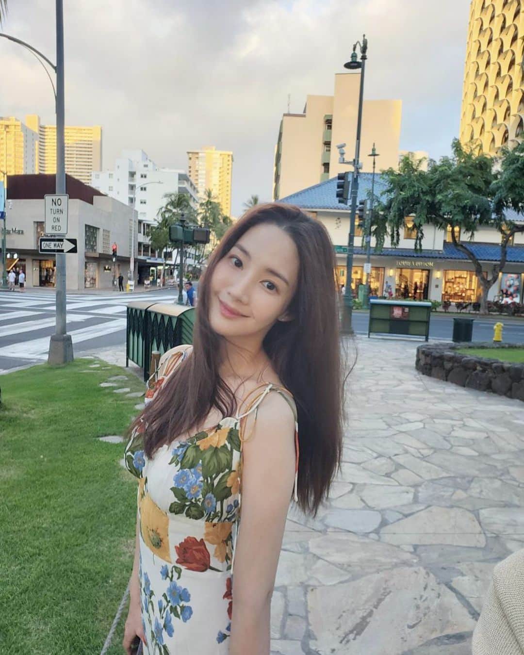 パク・ミニョンのインスタグラム：「🌴」