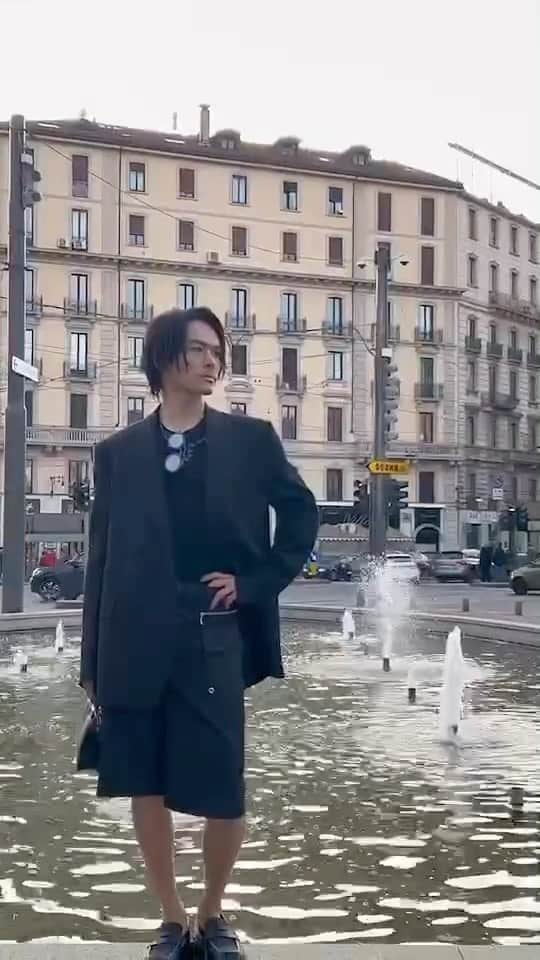 今市隆二のインスタグラム：「🇮🇹😎🙏✨」
