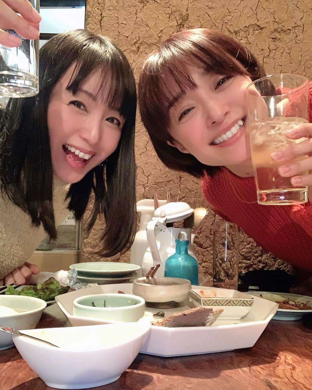 七海ななさんのインスタグラム写真 - (七海ななInstagram)「いっぱい笑って話してほろ酔って🍻 楽しいなぁ〜🌸  2023年もきっとみんなに逢えるイベント、ありますっ(∩ˊ꒳​ˋ∩)💕 スカパー！エンタ959【みひなな食堂】https://youtu.be/AHB4L0vqm6k 今年も宜しくお願いします〜🌸 #みひなな食堂　#みひろ　#七海なな」1月18日 13時16分 - nana_nanaumi