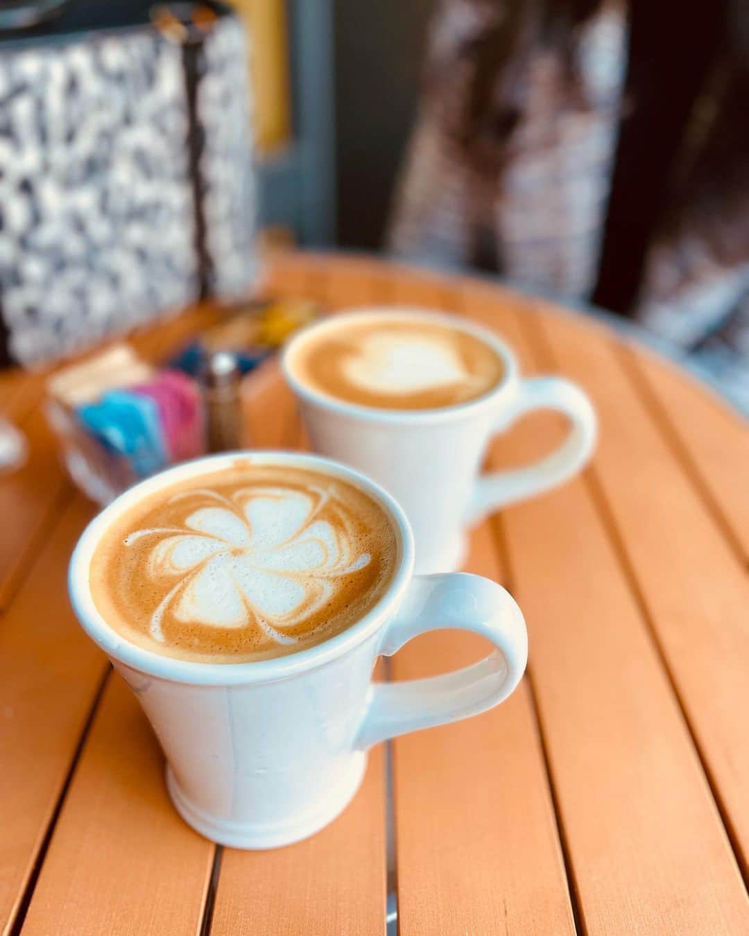 村主章枝さんのインスタグラム写真 - (村主章枝Instagram)「Relaxing time at @urthcaffenv  Cute latte art💗 #lasvegascafe  #lasvegasfoodie  #ラスベガス生活  #ラスベガスグルメ」1月18日 23時43分 - fumie.suguri