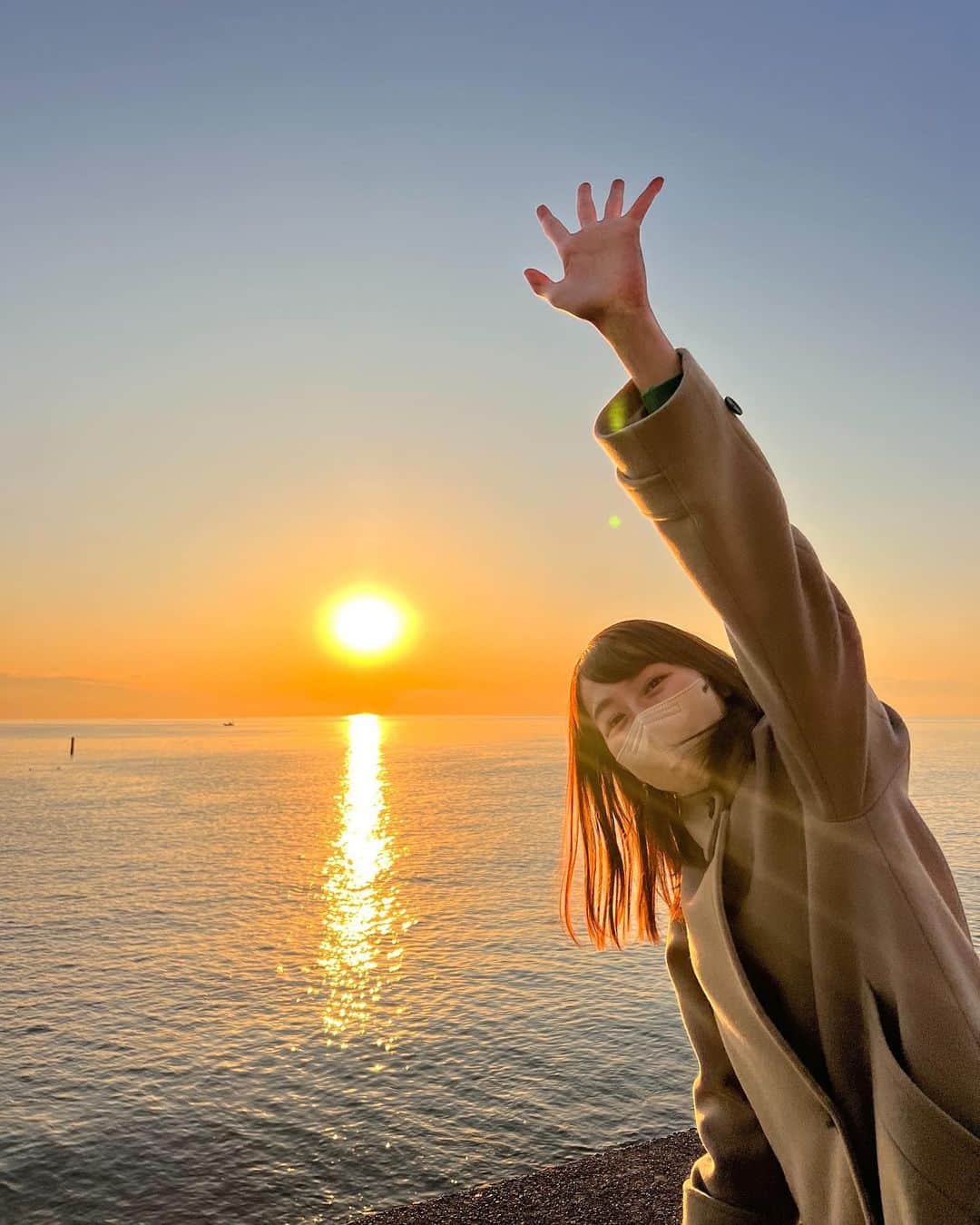 小室瑛莉子のインスタグラム：「今日はお休み🪸 天気が良かったので海までドライブしました🚗³₃   #ドライブ  #お休みの日」