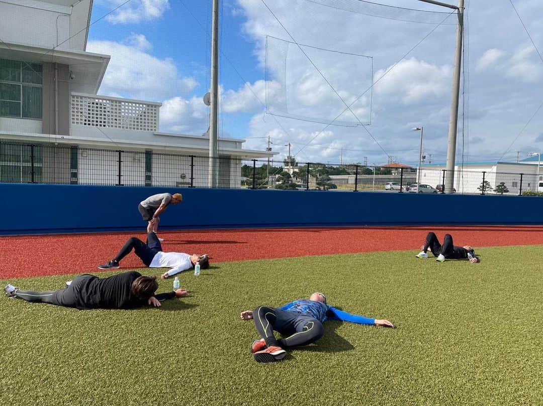 のインスタグラム：「今日のランニングはかちこんだ。 がんばった。。。。  細川さん速すぎます。  #かちこみ」