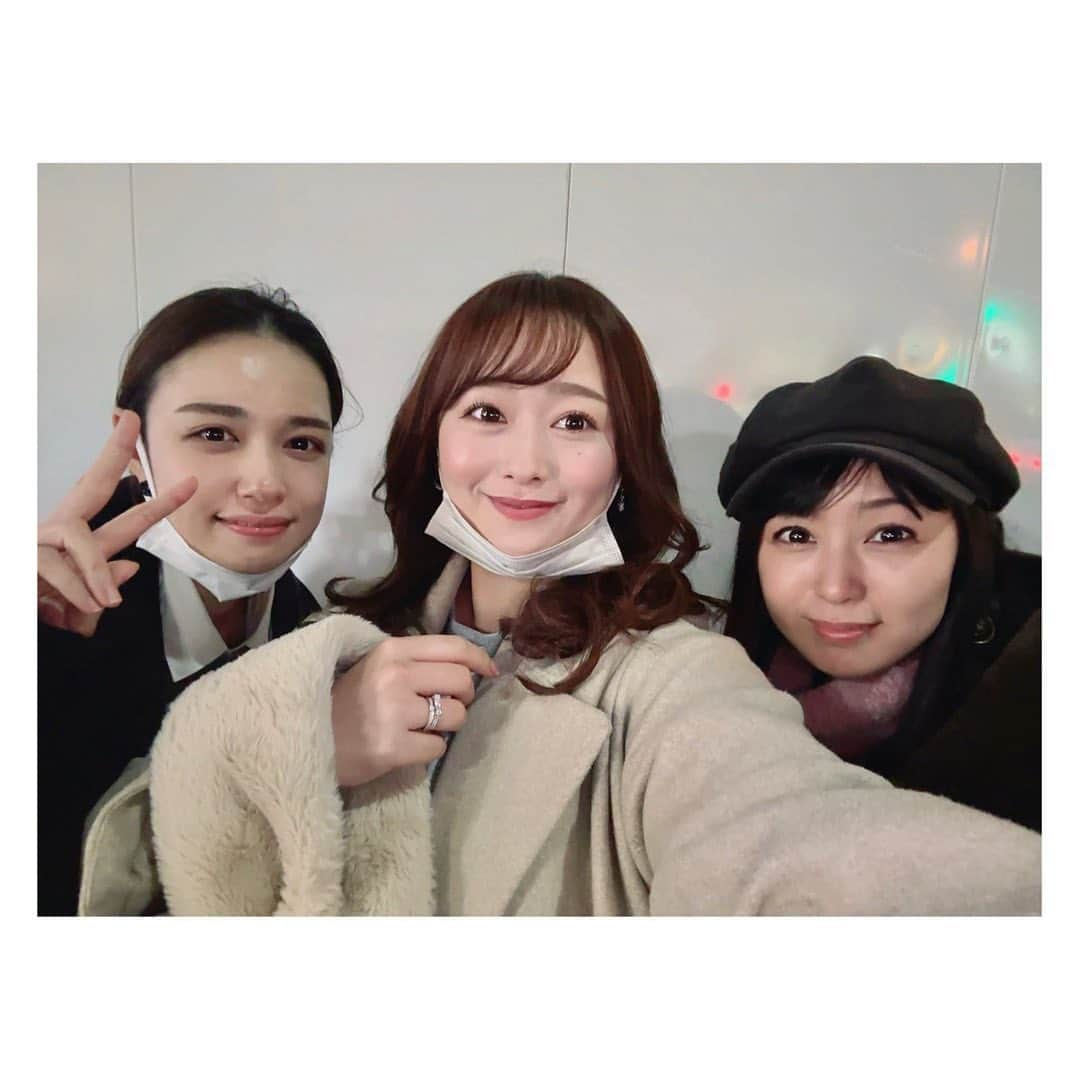 白石茉莉奈さんのインスタグラム写真 - (白石茉莉奈Instagram)「大好きなお2人に逢えた〜♡ 💗ななさん&みゆちゃん💗 ああ本当に嬉しかったな〜♡ 🥰🥰🥰🥰🥰🥰🥰🥰🥰 (めちゃくちゃ嬉しそうな顔してる😂)  #七海なな #色紙実優 @nana_nanaumi  @abundance_o7」1月18日 22時59分 - marina_shiraishi_official