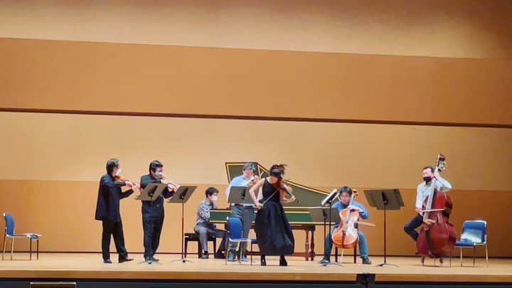木嶋真優のインスタグラム：「明日金曜日20日 13:30- 横浜みなとみらいホール Seasons vol.4 🎻 みなさんとお会いできるのを楽しみにしています☺️」