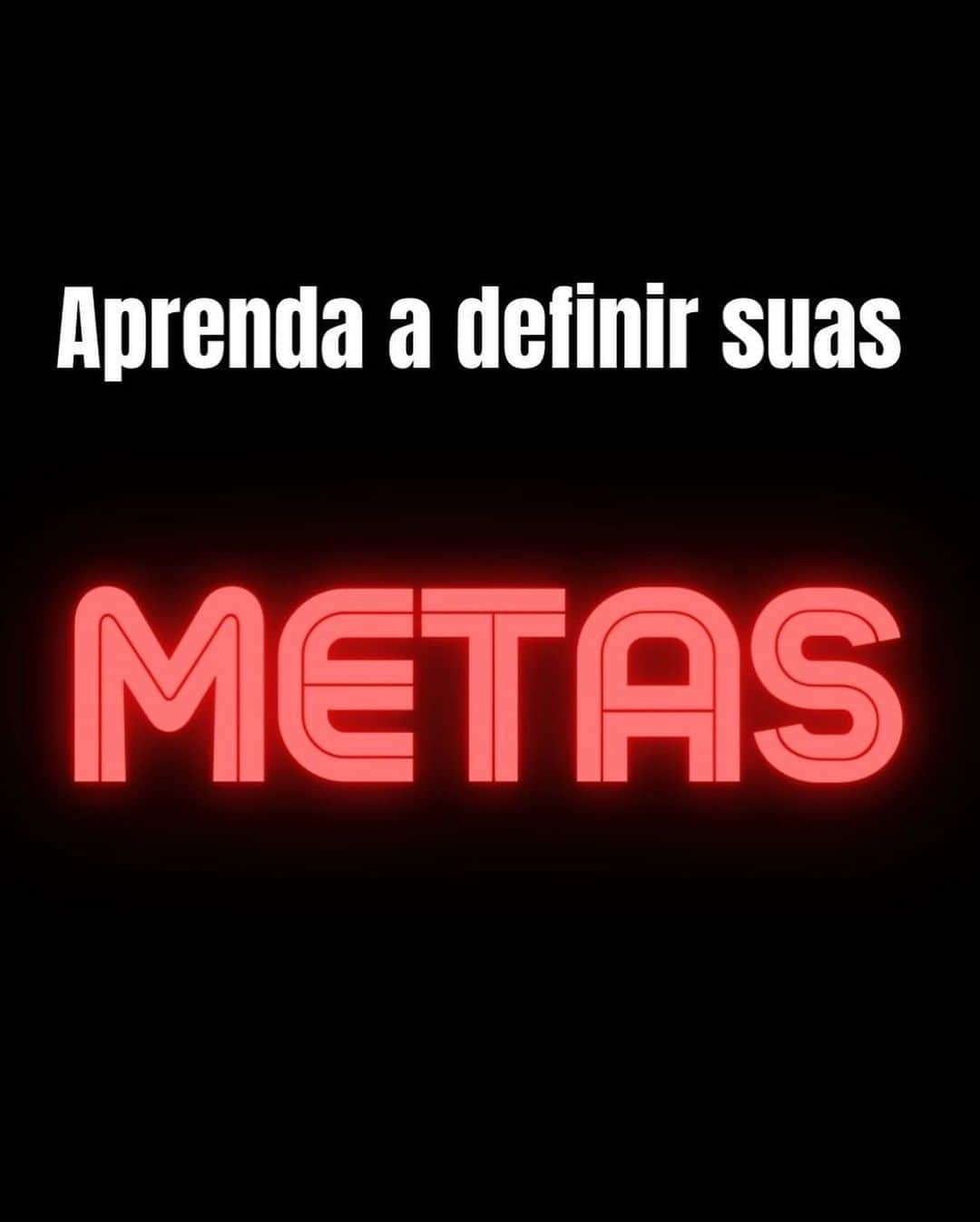 エンリケ・ロドリゲスのインスタグラム：「Saber programar as suas metas te traz resultados mais assertivos e te ajuda a cometer menos erros ao longo da sua jornada para obter a mais alta performance possível.   Não pense pequeno, não queira pouco. Entenda que quanto maior for sua meta, o esforço requerido é diretamente proporcional!   #motivação #autodesenvolvimento #metas #ação #sucesso #positividade #criatividade #confiança #sucesso #oportunidades #resultados #rotina #foco #meta #objetivo #perfomance #highperformance #mindset #training #strongmind #trusttheprocess #win #hardwork #power #stayhungry #stayfearless」