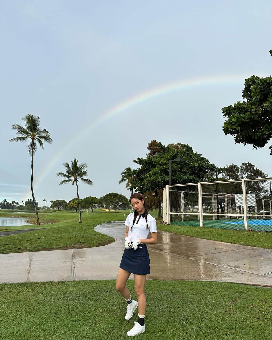 ヘリ のインスタグラム：「🌈🏌🏽」