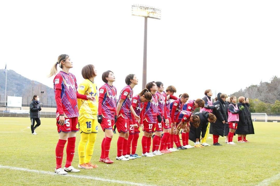 小林海青さんのインスタグラム写真 - (小林海青Instagram)「⚽️  皇后杯、応援ありがとうございました。 また後半戦に向けて💪💪  #ノジマステラ神奈川相模原  #WEリーグ」1月19日 13時51分 - umiao_17