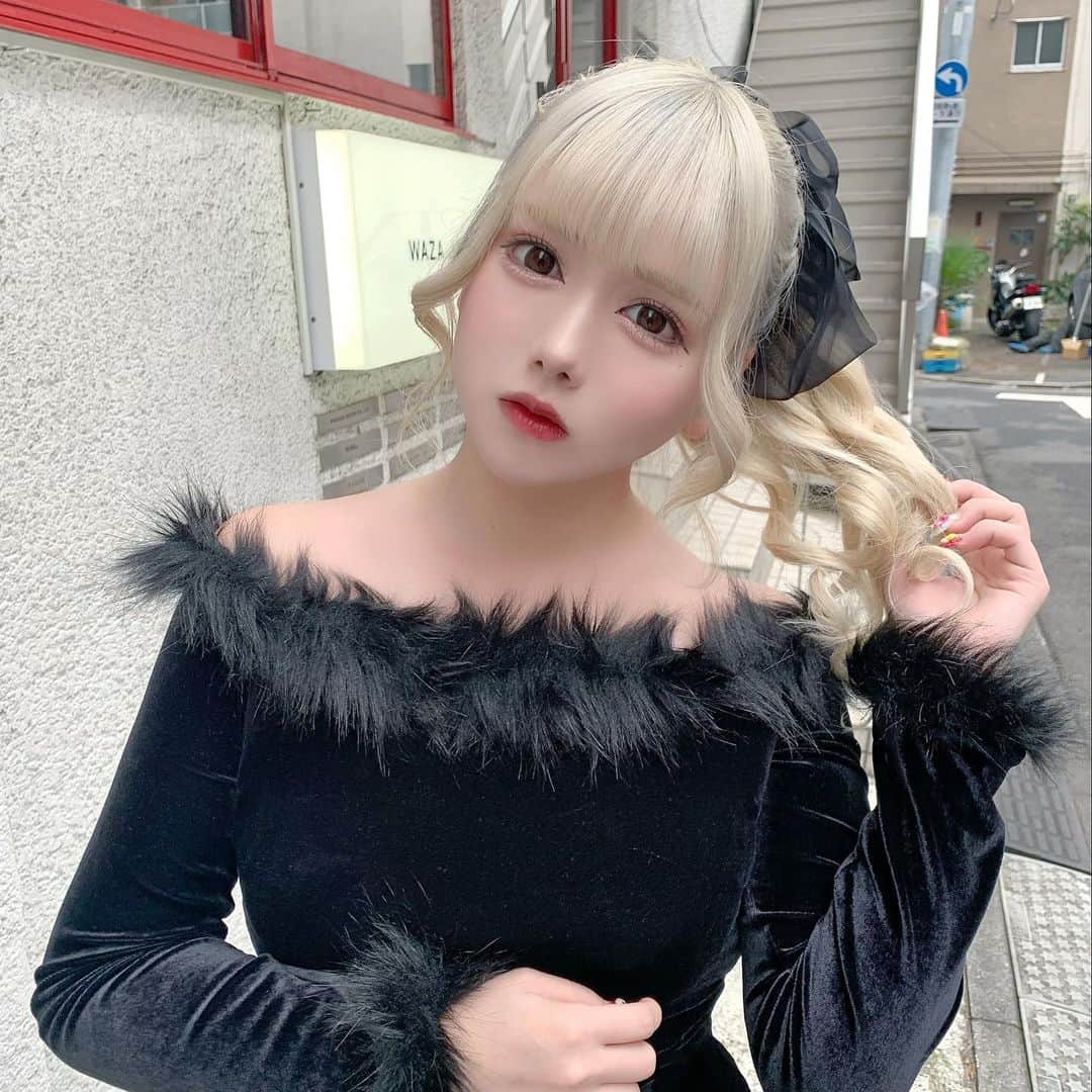 のインスタグラム：「ご注文はポニーテールですか？」