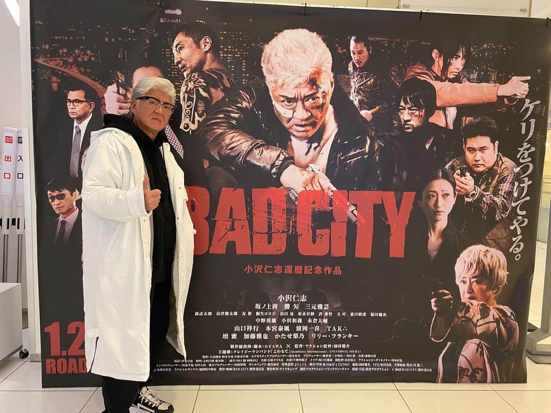 のインスタグラム：「明日から公開‼️ #badctiy」