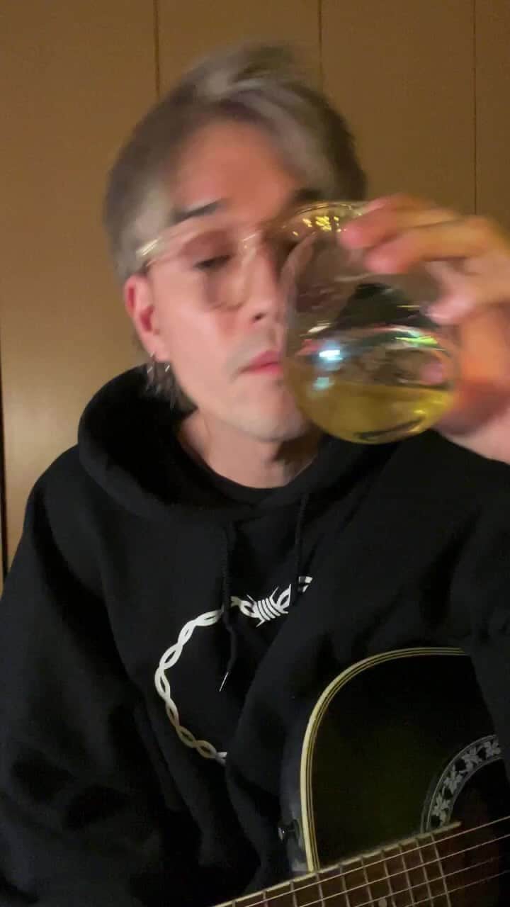 のインスタグラム：「Action配信されました。」