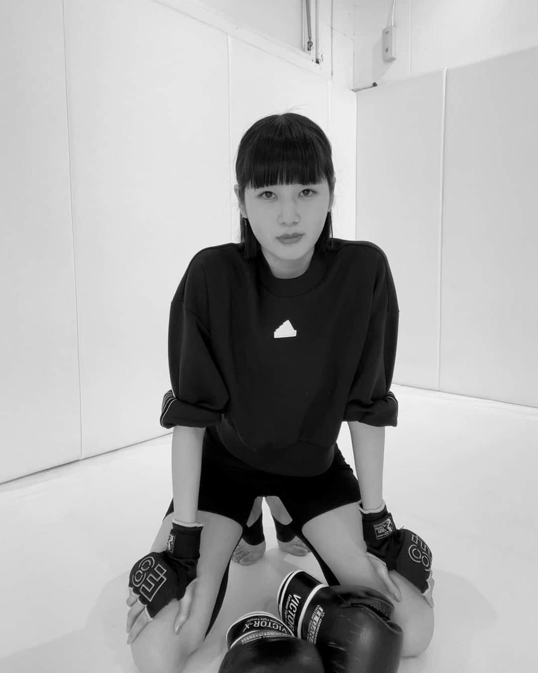 新井貴子のインスタグラム：「🥊🫠❤️‍🔥💦」