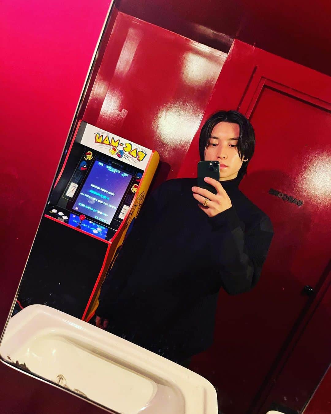 阿部顕嵐のインスタグラム：「Bonsoir!」