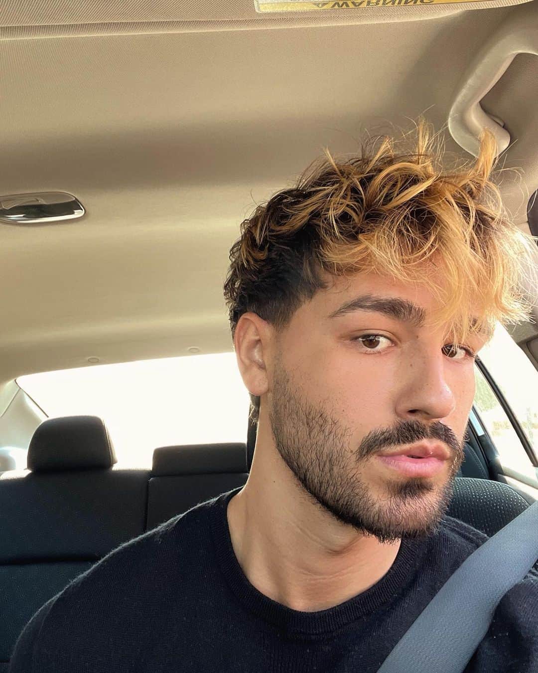 ジェイコブ・ホワイトサイズのインスタグラム：「little trim 💈」