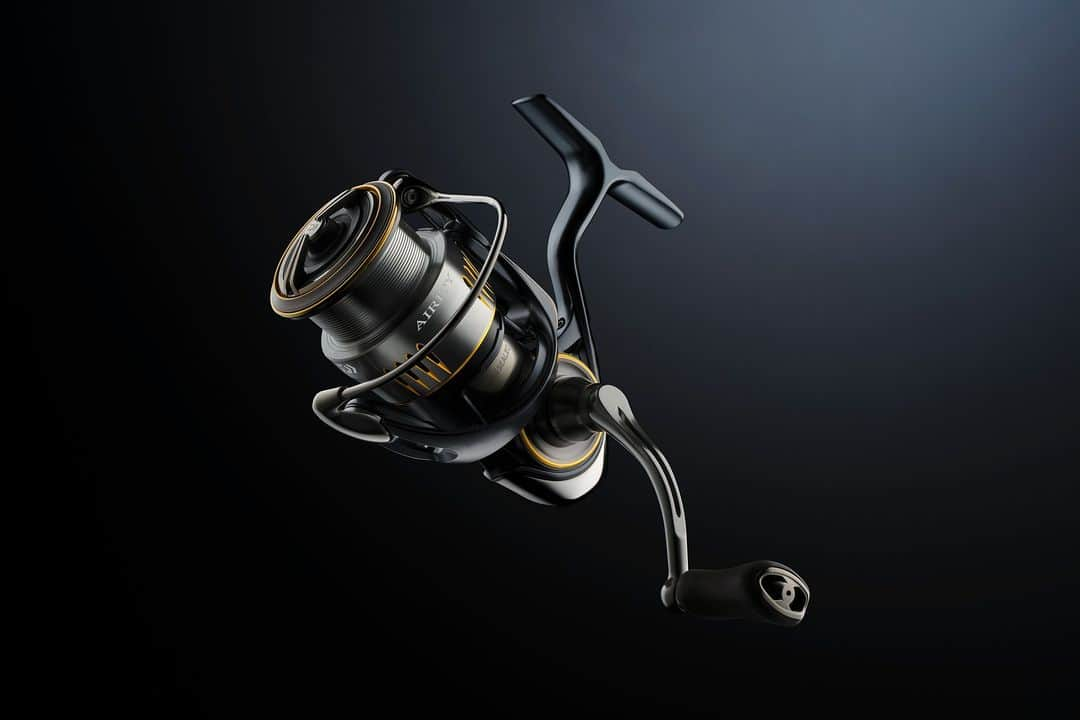 daiwa _japanのインスタグラム：「AIRITY この軽さ、革新的。この強さ、確信的。  #DAIWA #ダイワ #釣り #フィッシング  #fishing #AIRITY #daiwa_fshow2023」