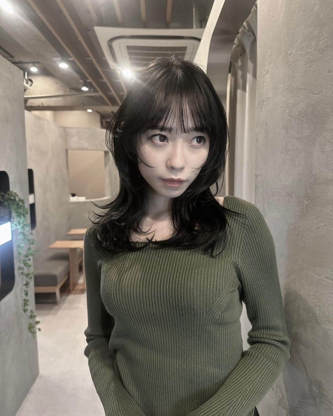 石塚朱莉のインスタグラム：「maintenance cut  Thank you @akimotonatsuo   #なつお産」