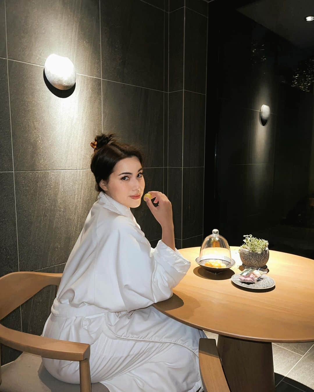 のインスタグラム：「sometimes you just need to relax♨️」