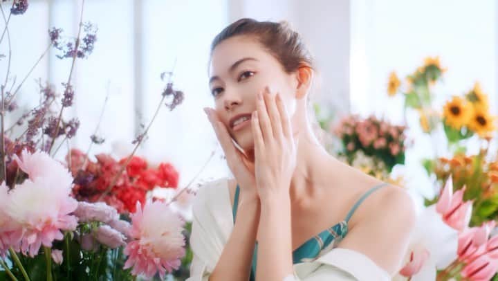 森星のインスタグラム：「Shiseido EUDERMINE “Habits of Self Restoration” 🦋 @shiseido_japan」