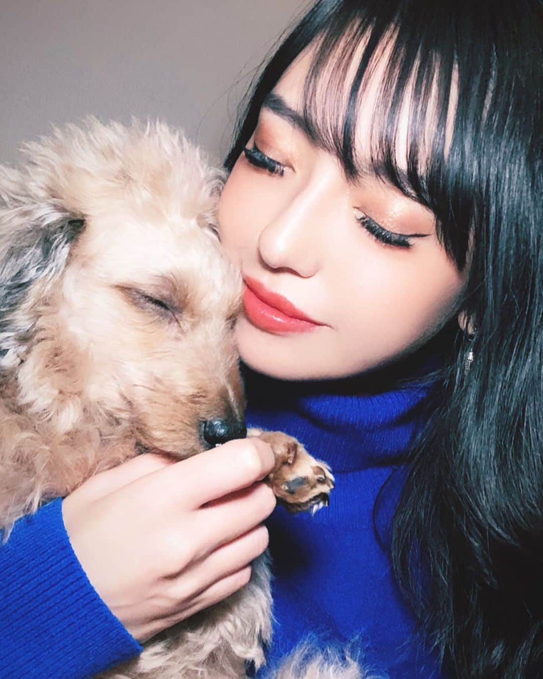DJ Saya（さやまる）のインスタグラム：「💙💙💙  さやが死ぬまで一緒に居てくれ。  #お前以外考えられない  #happynewyear」