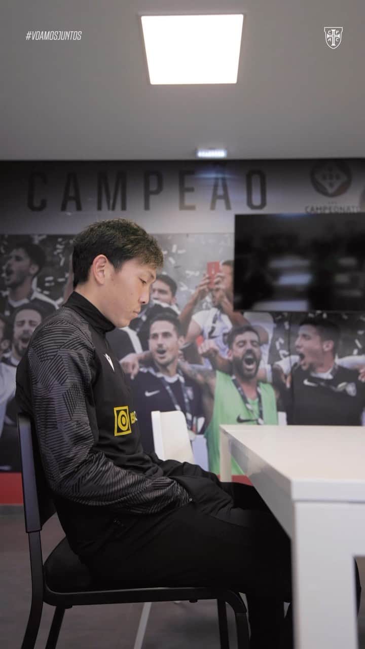 相馬勇紀のインスタグラム：「@kunimoto_official a espera acabou ⌛️😜  Bem-vindo @soma_47_official 🙌  #cpac #casapiaatleticoclube #osgansosdelisboa #futebol #casapianos #raçagansos #voamosjuntos」