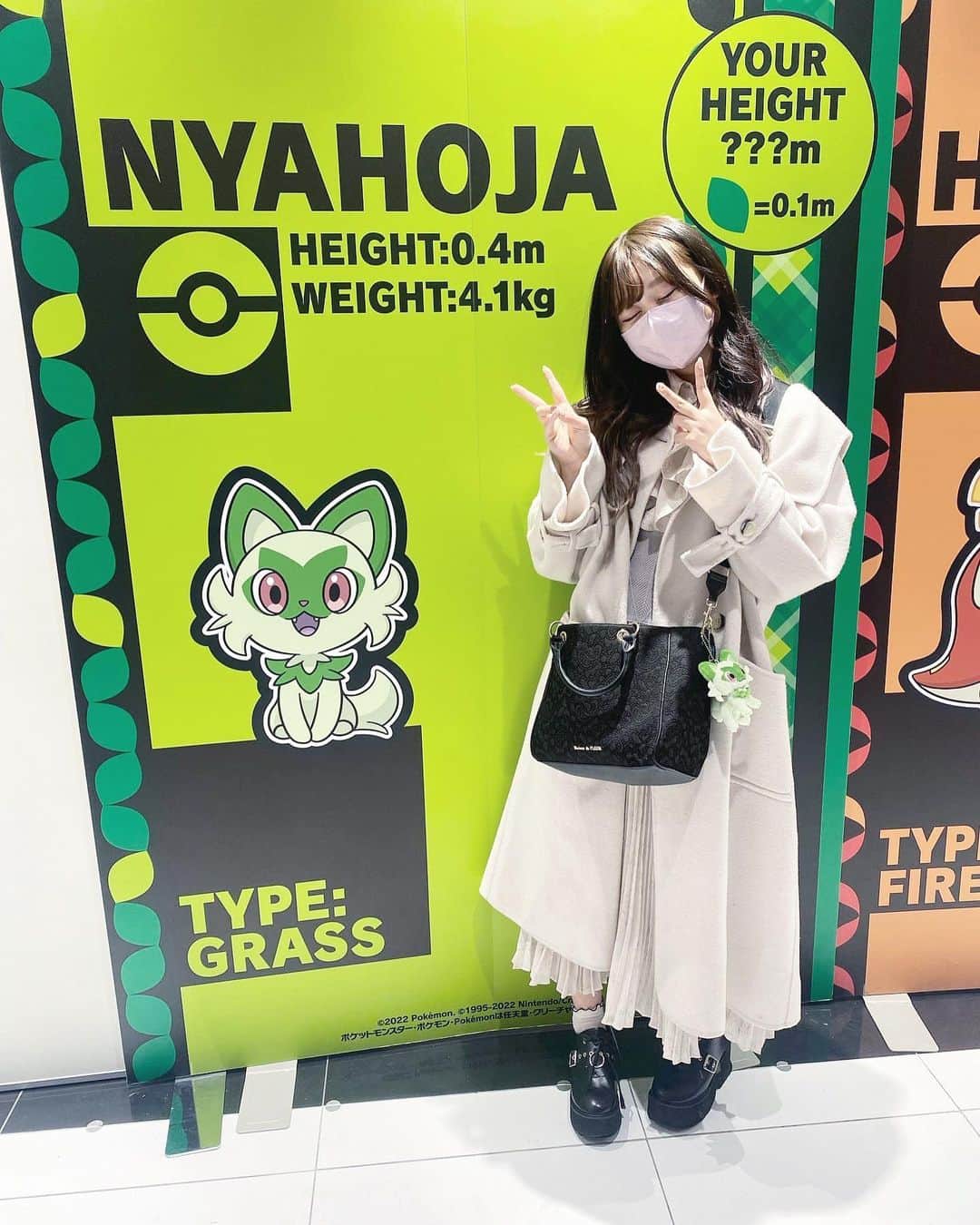 町田穂花さんのインスタグラム写真 - (町田穂花Instagram)「.  ニャオハ〜🌱𓂃 𓈒𓏸   #ポケモン #ポケモンセンター #ニャオハ #Pokemon #japanesegirl #me  #fashiongram #Instagood」1月20日 21時10分 - hn_mc3
