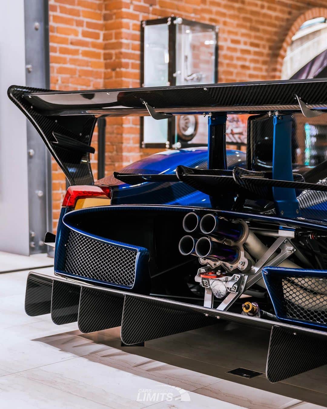 CarsWithoutLimitsさんのインスタグラム写真 - (CarsWithoutLimitsInstagram)「We had the opportunity to shoot some content with this ultra rare Pagani Zonda Revolucion. It’s number 5 of the 5 created. This Zonda is definitely out of this world. The YouTube video will go live at 7PM EST. Make sure to check it out.   Special thanks goes out to @cargroms @emc2ny & @paganigreenwich for allowing our team to produce some great content.   #carswithoutlimits #pagani #zonda #zondar #zondarevolucion #revolucion #1of5 #carporn」1月21日 7時14分 - carswithoutlimits