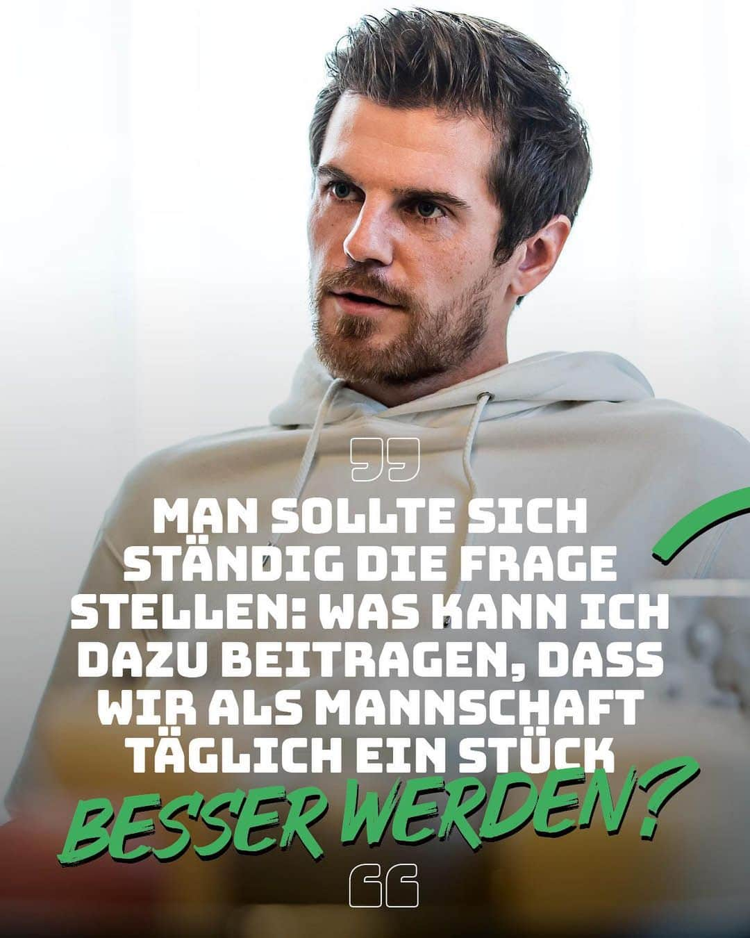 ヨナス・ホフマンのインスタグラム：「🗣 "Der eigene Reifeprozess ist nie vollendet"  Das komplette Interview mit @jonasho23 lest ihr ab sofort im neuen #FohlenEcho 📖🆕  Du willst unser Magazin auch haben? Dann werde Mitglied und mach dich Borussia 🫵💚  #dieFohlen」