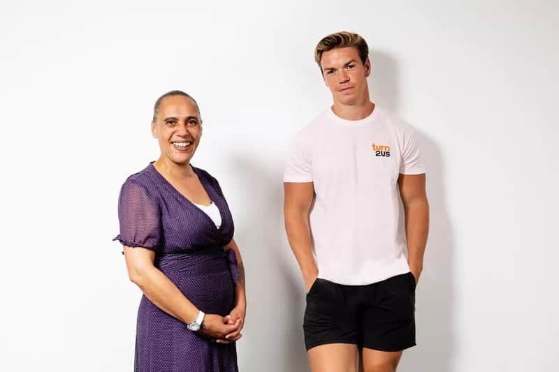 ウィル・ポールターのインスタグラム：「Thank you to @bigissueuk for making the team at @turn2us_org one of the 100 ‘Big Issue Changemakers’ of 2023!  Turn2Us is a national charity that helps people in financial hardship gain access to welfare benefits, charitable grants and support services.   They recognise that lots of people have to work a great deal harder against a harder set of circumstances. More and more people are being forced in to poverty in the UK. 14.4 Million adults and 3.6 Million children. They are here to make a change.   If you require support with the cost of living, find out what help may be available to you via @turn2us_org or by following the link directly below   https://www.turn2us.org.uk/Get-Support」