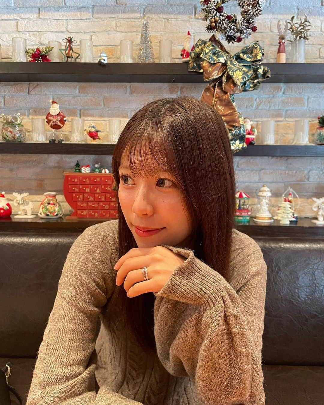 溝口恵のインスタグラム：「この写真は去年のクリスマスちょい前位に撮ったものだよ🎄  皆様24日ごろから寒波が来るそうです。 いろいろ備えて気を付けましょうね！！」