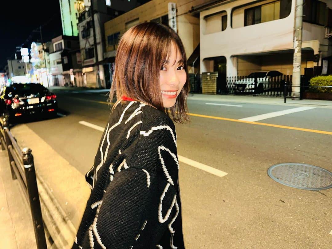 中村蘭香のインスタグラム：「にやり。 🐰の服。ゆいが買ってくれた❤️ らんに似合うと思って。だってさああああああ🥹ｱﾘｶﾞﾄ」