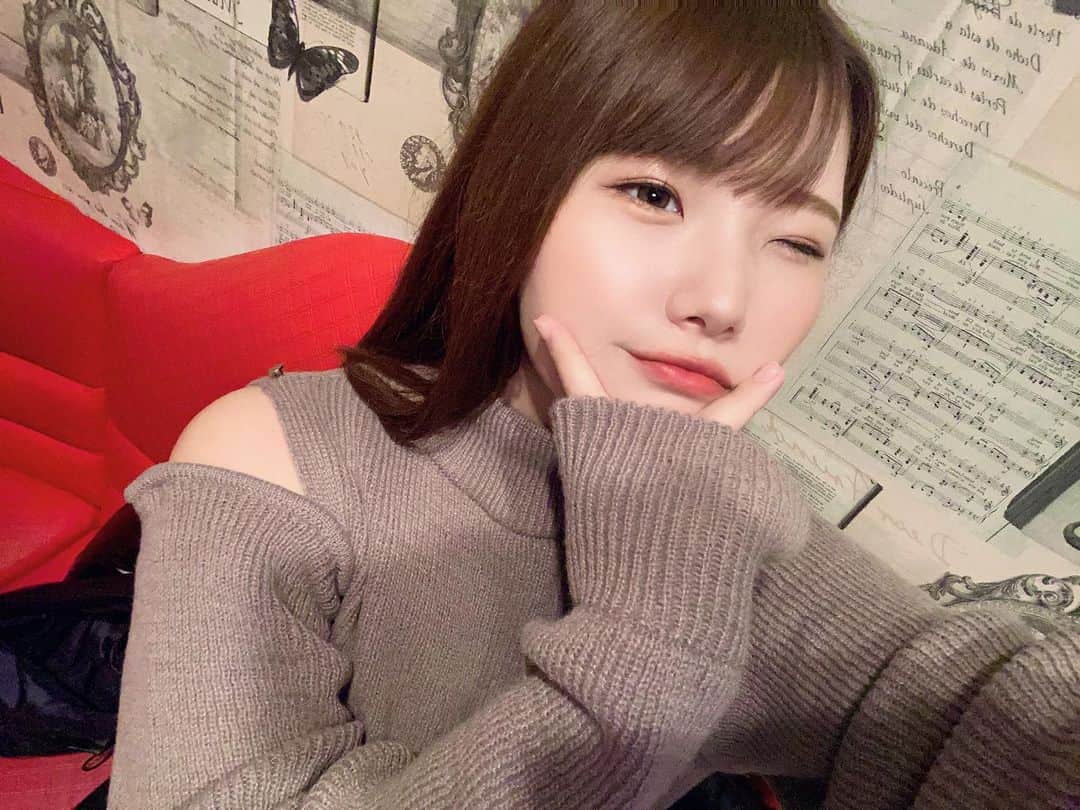 河合陽菜のインスタグラム：「バースデーのオフ会始まってます！」