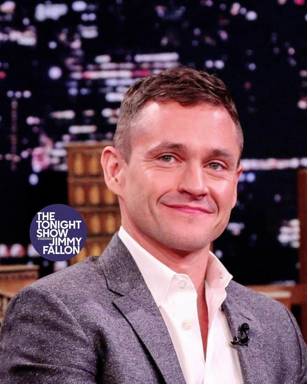 ヒュー・ダンシーのインスタグラム：「📺 | Hugh Dancy will appear on the Tonight Show with Jimmy Fallon on January 26 at 11:35pm ET on NBC.」