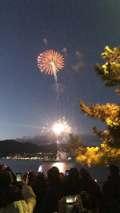 廣瀬純のインスタグラム：「宮島花火⛩🎇  久しぶりの花火🎆  綺麗でした☺️」