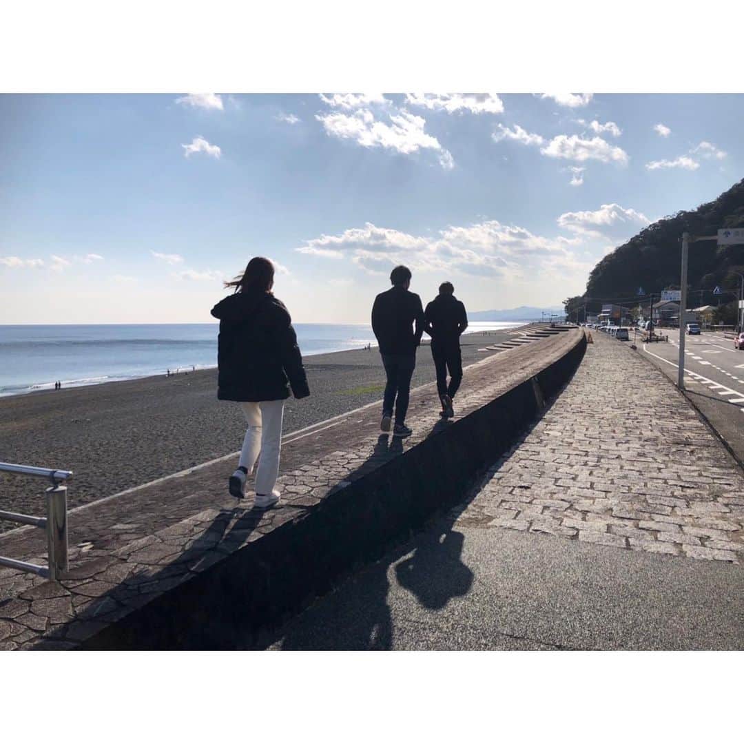 林美沙希さんのインスタグラム写真 - (林美沙希Instagram)「. 弟達とてくてく散歩🚶  #熊野 #旅行」1月21日 13時52分 - misaki0hayashi
