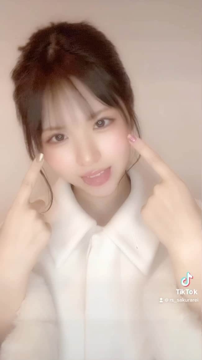桃山れいあのインスタグラム