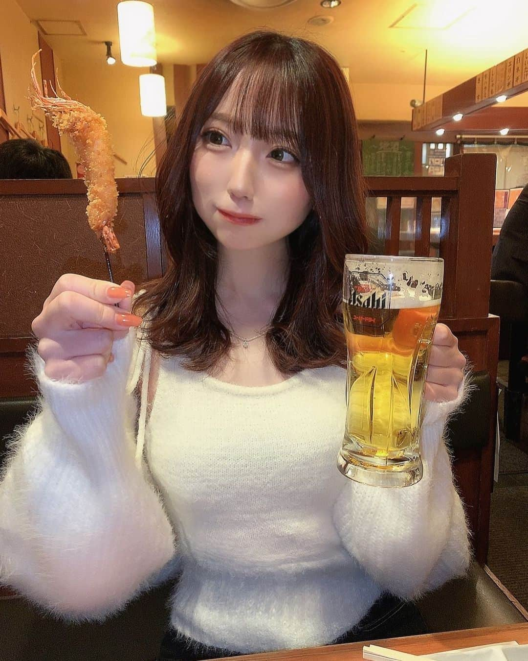 柳田なつみさんのインスタグラム写真 - (柳田なつみInstagram)「ビールと串カツ最高👼🏻🍻 ・ ・ #居酒屋　#大阪グルメ　#グルメ女子 #飲み歩き」1月21日 18時47分 - nachu_nemu