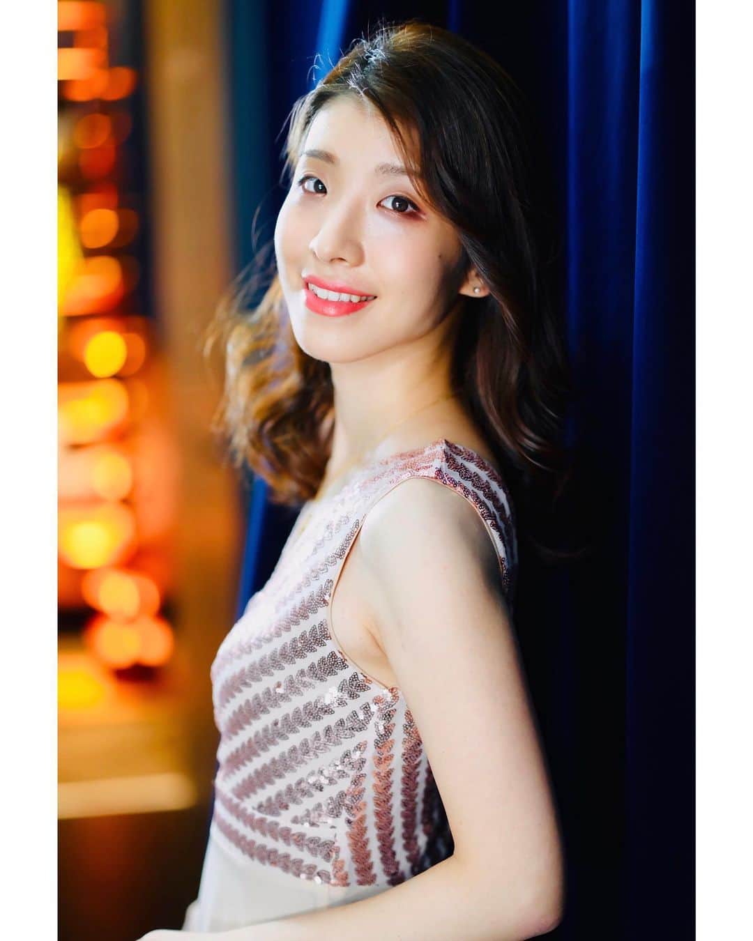 佐藤佳奈子さんのインスタグラム写真 - (佐藤佳奈子Instagram)「Happy to announce that my next concert's ticket registration is now OPEN!   On the 25th of March, I'll be performing F.Liszt's Piano Concerto No.1 with @central_aichi_symphony at Shirakawa Hall. This is an admission FREE concert but you need to register first to get a ticket. Please let me know if you're interested in!🫶🏻  📷: Dai Tsukamoto (ovale) . . . 3月25日(土)15:00〜、しらかわホールにて、Star Classics Academiaの #ガラコンサート に出演します。 私はプログラムの一番最後で、 #リスト の #ピアノコンチェルト 第1番を演奏します！  なんと #入場無料 なのですが、チケットは抽選制となっております… ご希望の方全員をご招待したいのは山々ですが、申し訳ございません🥺お手数ではありますが、webフォームよりお申し込み頂けましたら幸いです！ （リンクはプロフィール欄にございます。） 申し込みの期限は、3/3(金)です。  リストの1番は大好きなコンチェルトの1つなので、とっても楽しみです！皆様のお越しを心よりお待ちしてます〜🥰🫶🏻 . . . #piano #pianist #concert #gala #classicalmusic #classicalmusicians #artist #artistphoto #pianistlife #liszt #pianoconcerto #shirakawahall #nagoya #japan #ピアノ #ピアニスト #コンサート #ガラコンサート #クラシック音楽 #音楽好きな人と繋がりたい #クラシック音楽好きな人と繋がりたい #プロフィール写真 #名古屋 #愛知 #しらかわホール」1月21日 19時02分 - kaanaakoo28