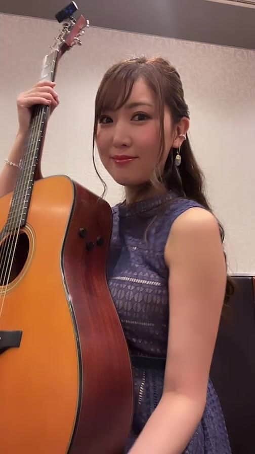 おかゆのインスタグラム：「今日は石川県金沢市でお仕事です！🗾🎸🦀」