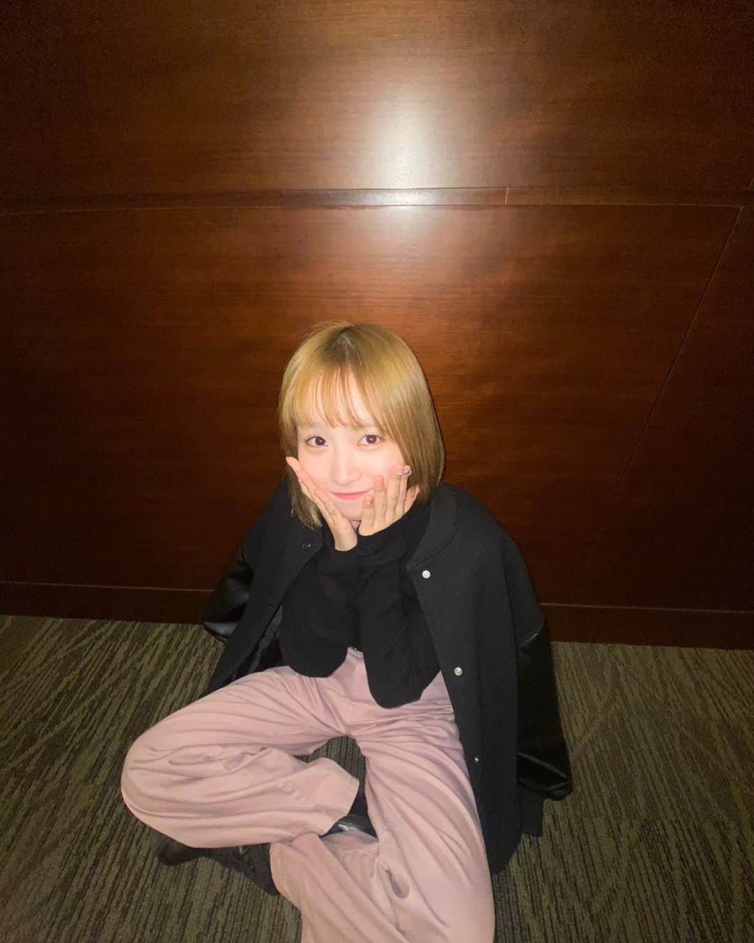平野ひかるのインスタグラム：「お話し会ありがとうございました！！ 楽しい時間はあっという間に終わっちゃう🥺 明日もよろしくお願いします✨  #AKB48 #オンラインお話し会 #平野ひかる」