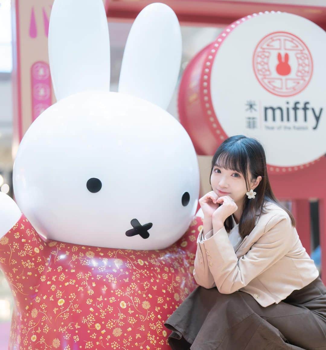 キアナのインスタグラム：「Happy Lunar New Year🧧with miffy❤️」