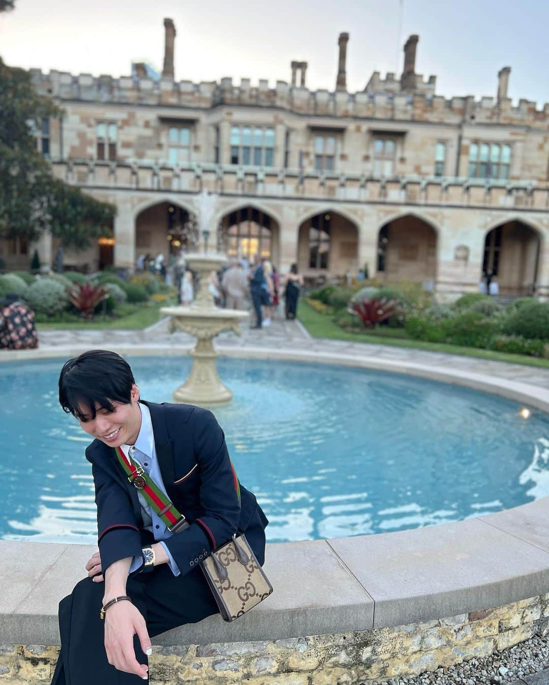 関根慶祐（K-SUKE）さんのインスタグラム写真 - (関根慶祐（K-SUKE）Instagram)「🏰  I visited NSW’s government house as a guest. Thank you very much for giving me such as a great moment @mahomagicbar and @sydney_festival !!  #sydney #sydneyfestival #australia #castle #shirayuri #ksuke #magician #magic #japanesemagician #mahomagicbar #japanesefashion #loveless #gucci #jumbogg #jumboggminitotebag #gu #publictokyo #nsw #govermenthouse #bulgariocto #bvlgariocto #bvlgari #louisvuitton」1月21日 21時33分 - ksukeshirayuri