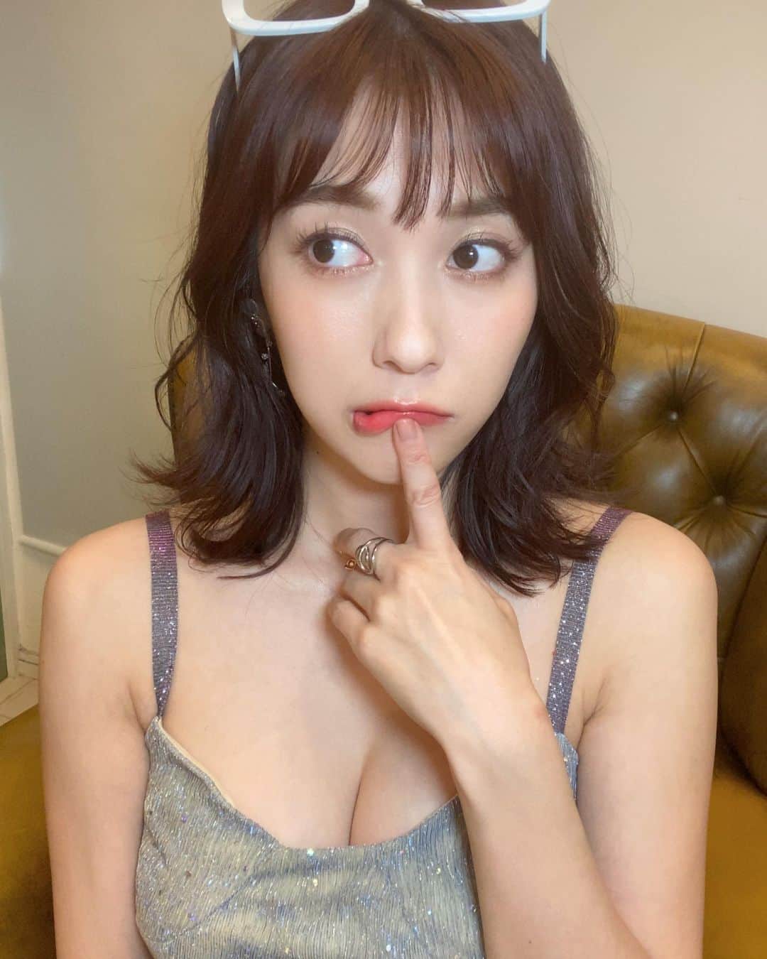 秦瑞穂のインスタグラム：「.  今日は舞台のお稽古でした〜！！  みんなもお疲れ様！  最近眠くなるのが早い...🥱💤  .  舞台「また明日ね」 2/15(水)〜19(日)全8公演 📍ザ・ポケット(中野)  🎟【ご予約】 https://www.quartet-online.net/ticket/seeyou?m=0vjahci  📷S席は1列目〜3列目指定席+チェキ付き！ #舞台また明日ね  🚩応援フラッグ 予約フォームから【2/15(水)19時公演】→ 応援フラッグ枚数選択！→【振込】選択！ 郵送先住所を記入🖋 (部屋番号など漏れのないようお気をつけを！)  【備考欄】に下記3点のご記入をお願いします✨  ①お名前orハンドルネーム ②メールアドレス ③応援キャスト［秦瑞穂］ 🟠フラッグお申込み=1/31(火)23:59迄  .  #秦瑞穂 #follow #me #followme #japanesegirl #japan #粉我 #偶像 #インスタグラビア #gravure #instagravure#sexy#셀카놀 #被写体 #selfie #lingerie#gn#셀카#舞台」