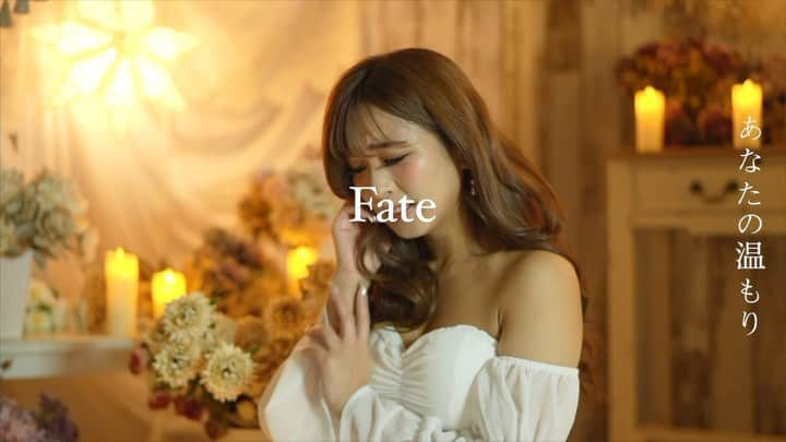 Fujikoのインスタグラム：「【Youtube更新】 極上のラブソング『Fate』 改めてMusic Videoとして公開です🤍  クリック☟ https://youtu.be/z5MN5vJMR5g  やっとちゃんと撮影して作品として 残すことが出来ました🌙 Youtubeに感想やコメントやGoodボタンを残してもらえると嬉しいです👸🏻❤︎🫧  沢山聞いてもらえますように🗽✨  #Fujiko#Fate#mv#作詞作曲#singer#失恋ソング #恋愛ソング#artist#歌手#アーティスト#love#Music#撮影#pv#応援よろしくお願いします。」