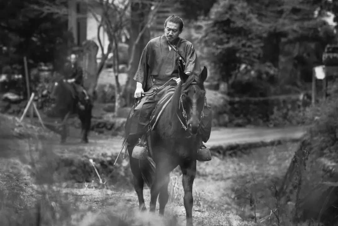 嶋本信明さんのインスタグラム写真 - (嶋本信明Instagram)「Horse back riding training camp photo No.2. at Gocoo horse village.  Photo by @ryuji.k_photography   #horse #horseriding #wagura #kimono #samurai #horsebackriding #actor #training #trainingcamp #gocoohorsevillage #japaneseactor #filmmaking #photography #photooftheday #bushi #乗馬 #特訓 #和鞍 #駆け足 #合宿 #ゴクウホースビレッジ」1月22日 6時36分 - nobuaki.shimamoto