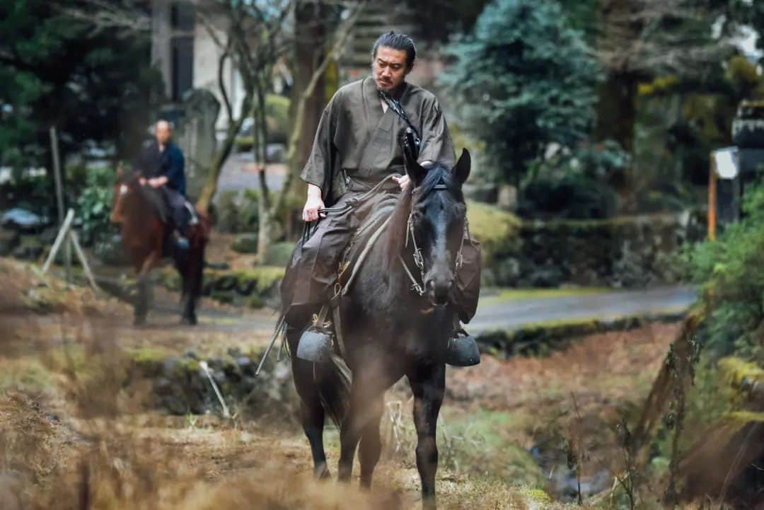 嶋本信明さんのインスタグラム写真 - (嶋本信明Instagram)「Horse back riding training camp photo No.2. at Gocoo horse village.  Photo by @ryuji.k_photography   #horse #horseriding #wagura #kimono #samurai #horsebackriding #actor #training #trainingcamp #gocoohorsevillage #japaneseactor #filmmaking #photography #photooftheday #bushi #乗馬 #特訓 #和鞍 #駆け足 #合宿 #ゴクウホースビレッジ」1月22日 6時36分 - nobuaki.shimamoto