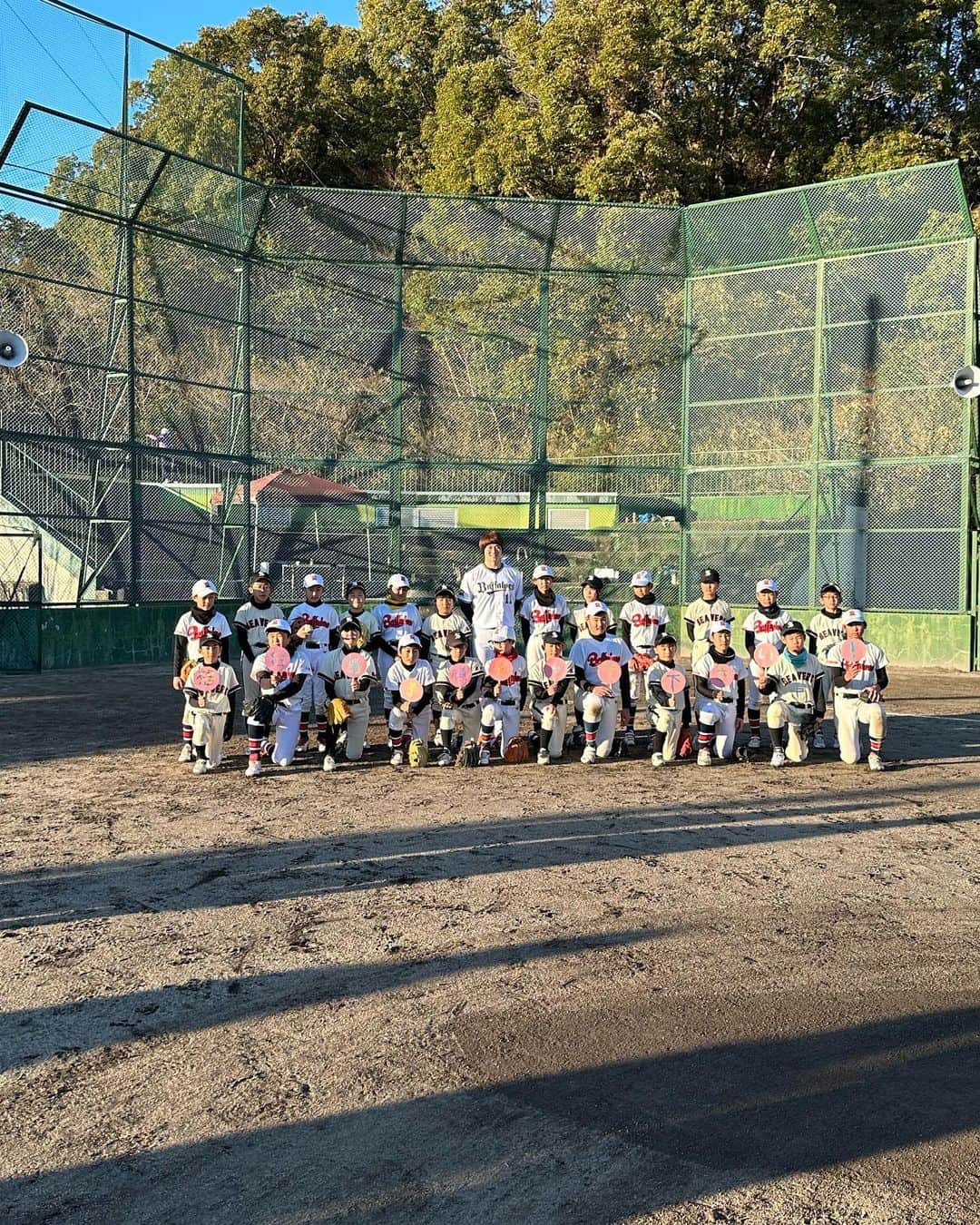 山﨑福也さんのインスタグラム写真 - (山﨑福也Instagram)「昨日、野球教室に行ってきました！ 久々に野球少年達とふれ合って、自分自身ももっと頑張ろうという気持ちになれました😊！ 来年もまた呼んでいただけるように頑張ります！ #野球教室」1月22日 9時31分 - sachiyayamasaki_sy2