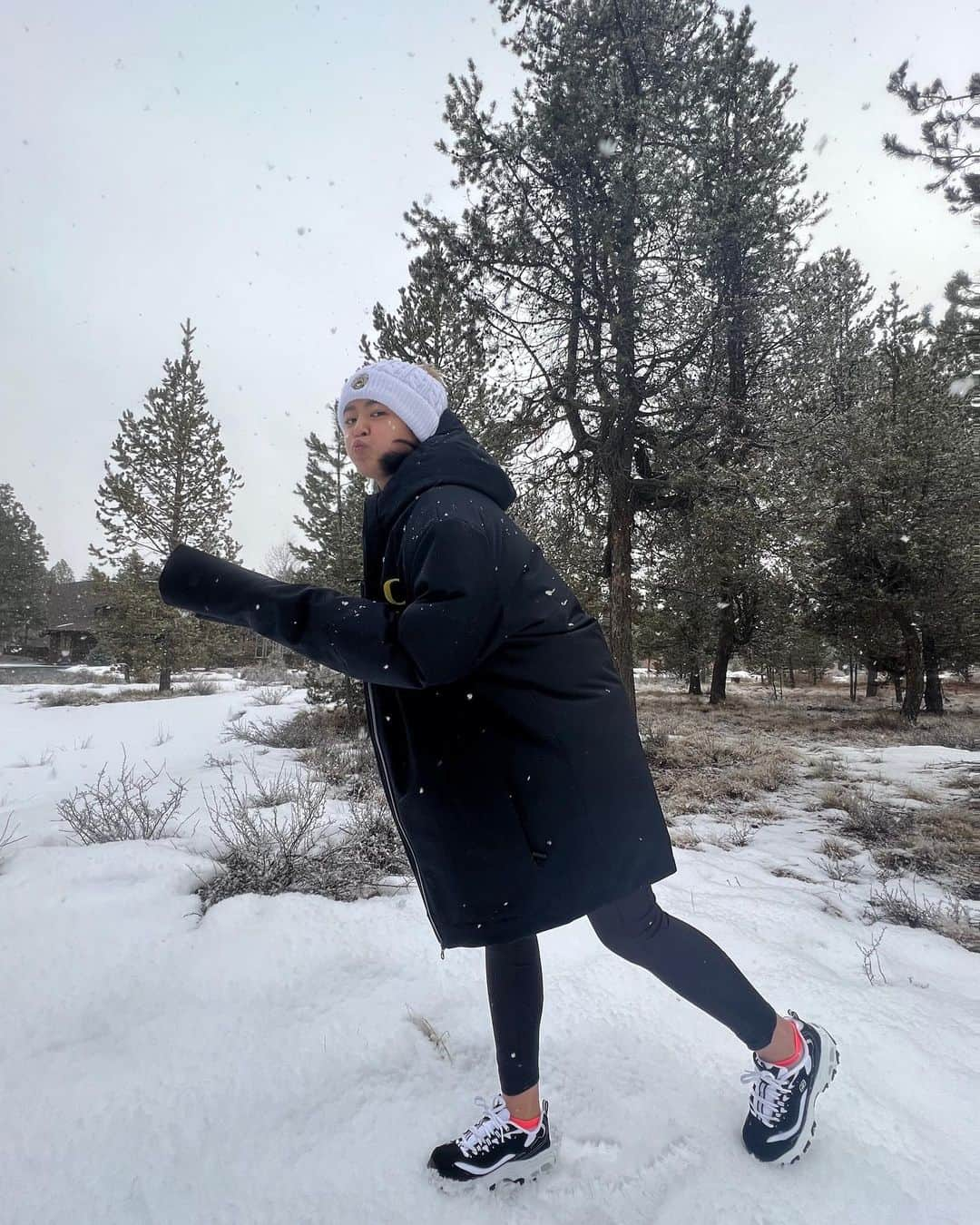 長野未祈のインスタグラム：「すーっごく久しぶりの雪見れましたー！  寒さに負けずに頑張ります✊🏻☃️❄️  #皆さん体にはお気をつけてお越しください😊🙏🏻」