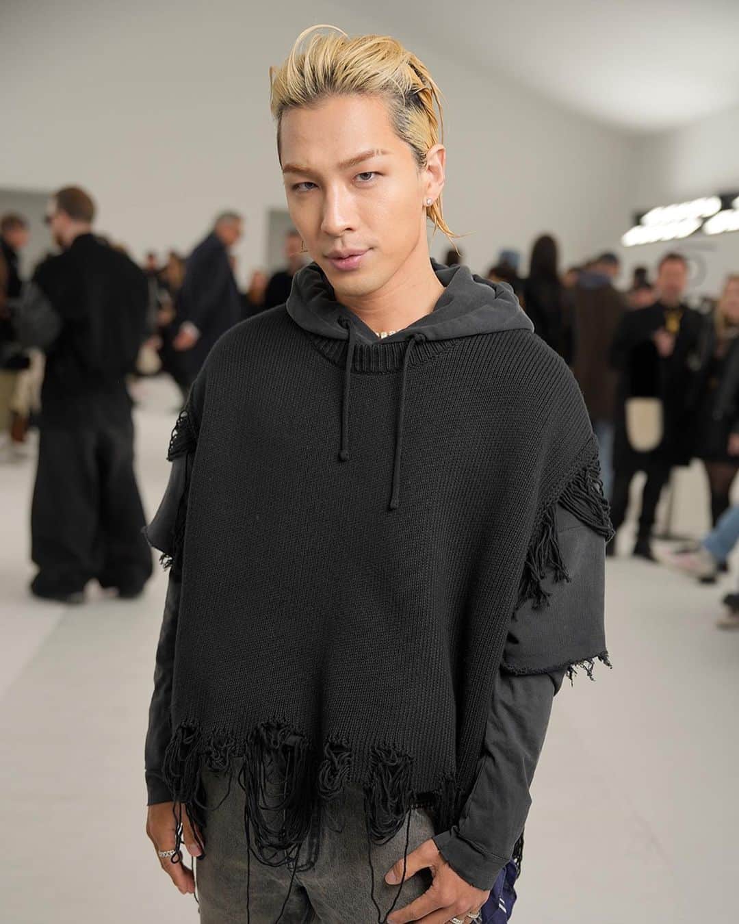 SOLさんのインスタグラム写真 - (SOLInstagram)「@givenchy #givenchyfw23」1月22日 20時49分 - __youngbae__