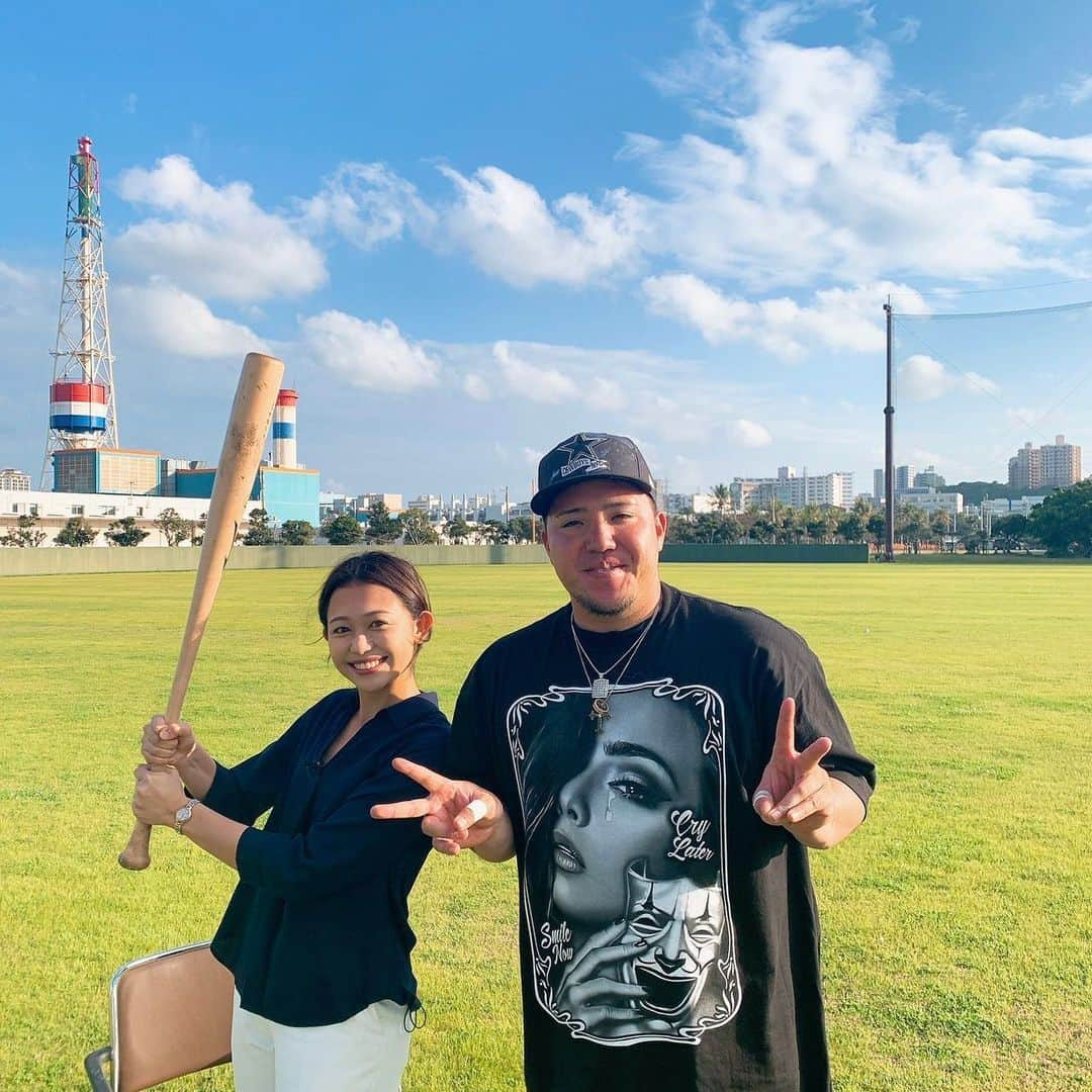 フジテレビ「S-PARK週末スポーツニュース」のインスタグラム：「なんと今夜のS-PARK⚡️ #佐久間みなみ キャスターがドイツなら #松﨑涼佳 キャスターは沖縄へ！🏝WBC主砲候補 #西武ライオンズ の #山川穂高 を直撃❗️風船をくわえながら行うバッティング練習🎈さらに #大谷翔平 との意外な関係性🤔 23時15分からお見逃しなく📺」