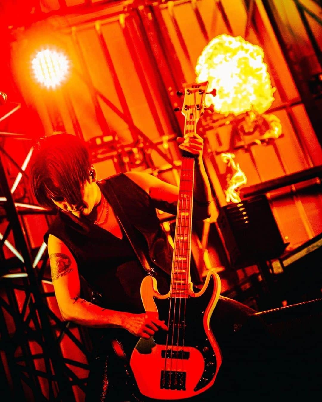 明希 さんのインスタグラム写真 - (明希 Instagram)「ID-S限定 SID LIVE 2023 ～Re:Dreamer～ 2days  THANK YOU🤟🤟🤟  📸 @luckyhappyshun   #sid20th #明希 #AKi #bass #dearids」1月22日 21時20分 - sid.aki