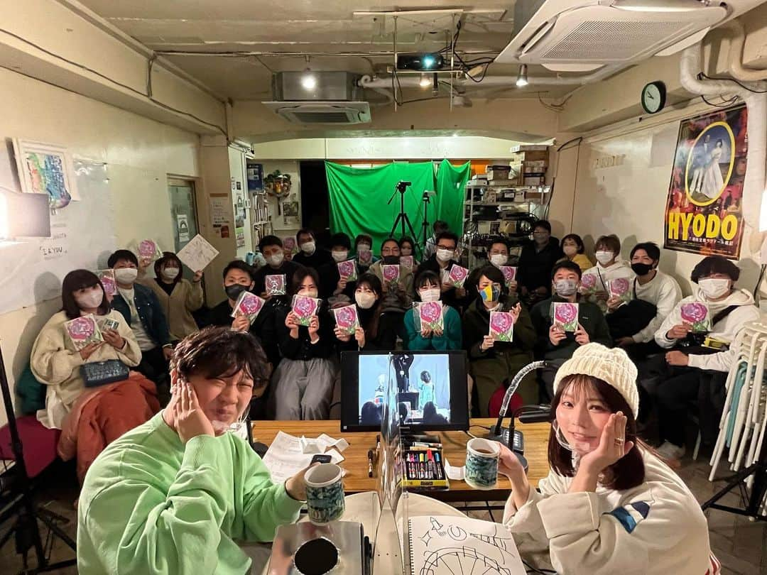 SILENT SIRENさんのインスタグラム写真 - (SILENT SIRENInstagram)「あいにゃん×杉田陽平 トークイベント 「I&YOU」ご来場いただきありがとうございました😊✨！ 今回のイラストは全てコラボ制作でした☺️🎊 キャンバスもマグカップも是非大事に飾って（使って）いただけたら嬉しいです😌🔥🔥」1月22日 13時53分 - silentsiren_official